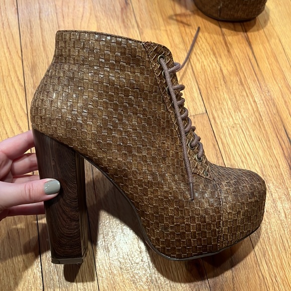 Brown booties - Picture 2 of 4